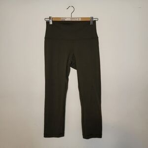 Lululemon Athletica Dark Olive Cropped Pant Size Small